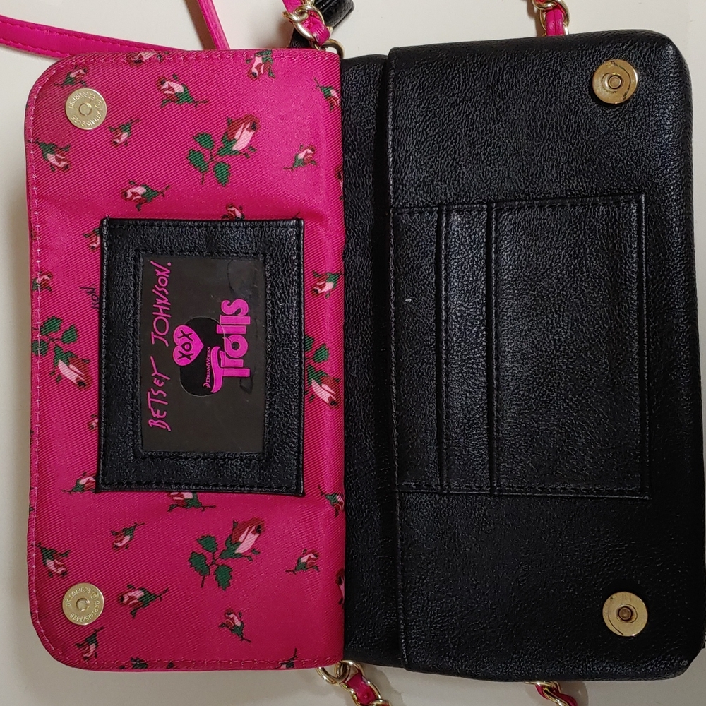 Betsey Johnson Dreamworks Trolls 2 in 1 Crossbody Bag - Picture 15 of 17